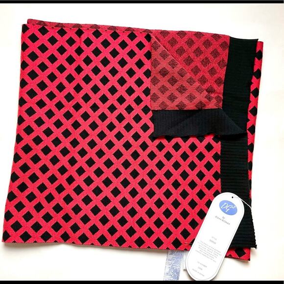 Beautiful Authentic Diane Gilman Stylish DG2 Scarf. Large - Picture 5 of 12